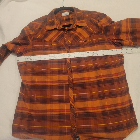 Columbia Plaid Button-Up Shirt Top Blouse Women's Size XL - Picture 5 of 6